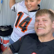 ANGRY MECHANIIC vs. GRIZZLY BEAR from RB8 in Cincinnati. Next event...  Redneck Brawl 10 "Hillbilly Showdown" at Freedom Hall Civic Center