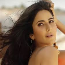 This stunner always💥💖💥 Makeup: @deepa.verma.makeup for @katrinakaif Hair  :@amitthakur_hair Styling: @anaitashroffadajania #yrf #tiger3 #katrinakaif  #capadocia