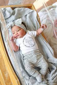 Newborn Coming Home Outfit Gender Neutral Hospital Outfit Monochrome Infant Outfit Baby Shower Gift In 2021 Baby Outfits Newborn Baby First Outfit Cute Newborn Baby Girl