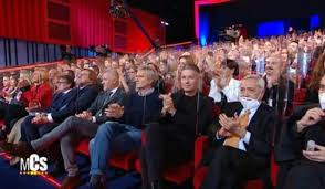 123,566 likes · 347 talking about this. Polemiche Al Maurizio Costanzo Show Lui Si Difende In Teatro Pago Plexiglass E Test A Tutti Globalist