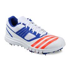 The Adidas Howzatt Spike Cricket Shoes For Men No Matter Batting Or Bowling These Lightweight Shoes Are The True All Roun Shoes Adidas Co Buy Shoes
