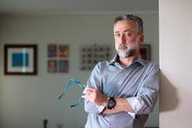 David Altman, politólogo: “El problema no fue tanto que crecieron las  puntas, sino que se desvaneció el centro”