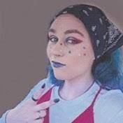 Elizabeth Kropf's Instagram, Twitter & Facebook