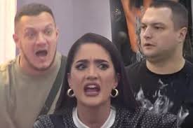 STRAŠNO! Skijašica se zapucala u ogradu, 20 minuta joj pružali pomoć  (UZNEMIRIJUĆI VIDEO)