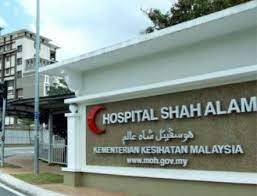 Bila lihat mereka yang di bahagian hadapan ini berpanas sangat dengan baju. Hospital Shah Alam Hospital In Shah Alam