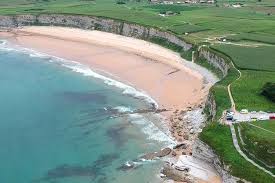 Estas Son Las Previsiones De Mareas De Playa De Langre Santander En La Costa Del Cantabrico Espana Y Las Tablas Solunares Con L En 2020 Playa Mareas Puestas De Sol