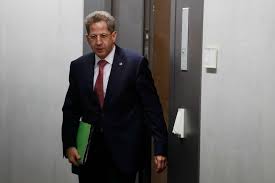 From 1 august 2012 to 8 november 2018, he served as the president of the federal office for the protection of the constitution. Hans Georg Maassen Spd Fordert Entlassung Nach Treffen Mit Afd