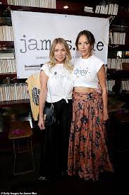 Free delivery worldwide on over 20 million titles. Stassi Schroeder And Kristen Doute Hire Crisis Pr And Want To Be Part Of The Solution After Firing Readsector