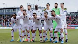 Reprezentacja portugalii przygotowuje się do rozpoczęcia swojej gry na euro 2020. Koronawirus Uderzyl W Amatorska Pilke Reprezentanci Portugalii Przekaza Polowe Premii To Pomysl Cristiano Ronaldo Tvpsport Pl Sport Tvp Pl