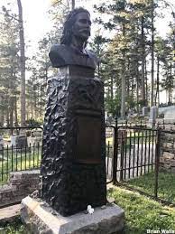 Maybe you would like to learn more about one of these? Deadwood Sd Graves Of Wild Bill Hickok And Calamity Jane