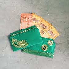 Maklumat mengenai duit syiling 1 ringgit bunga raya yang dikeluarkan oleh bank negara malaysia (bnm). Diy Style It Up With Your Own Duit Raya Packet Designs