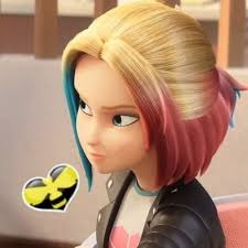 daily zoé lee ꒰ ☁️ (@zoeleedaily)