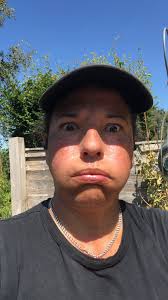 Someone just let off fireworks as soon as the clock struck 10pm for the  Exit Poll, down here in Stonebridge... Let me guess, were they red? 😁