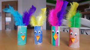 Entdecke hier drei ausgefallene bastelideen mit kindern. Lustige Huhner Fur Ostern Gebastelt Das Basteln Mit Unserem 4 Jahrigen Sohn Ging Einf Klopapierrollen Basteln Ostern Osternest Basteln Basteln Fruhling Ostern