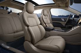 An Incredibly Customizable Sanctuary The 2017 Continental S Perfect Position Seat Touts Thigh Extender Car Seats Lincoln Continental Best Convertible Car Seat