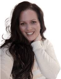 Amy Baumann's Instagram, Twitter & Facebook