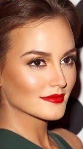 Red lips dewy skin