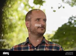 Edinburgh, UK. 23rd August 2017. Steve Richards, the British TV presenter  and political columnist, appearing at the Edinburgh International Book  Festival. Gary Doak