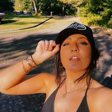 Katelyn Erickson's Instagram, Twitter & Facebook