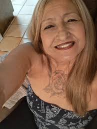 Mind you , I finished my intake for the day and I'm out of ounces 😭😂😂  happy Friday guys, have a good weekend 🙂❤️