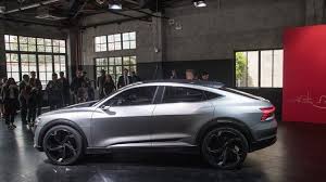 De Audi E Tron Sportback Werd Op Het Autosalon Van Shanghai Voorgesteld C Audi Audi Auto Tron