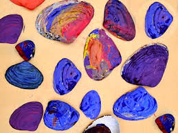 Deep shells, such as scallops, clams, and quahogs, work best and burn the longest. Clam Shell Friends Shell Crafts For Kids We Know Stuff