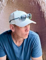 Sunrise over Lēʻahi