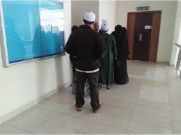0 ratings0% found this document useful (0 votes). Pengetua Madrasah Didakwa Amang Seksual Dua Pelajar Lelaki