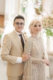 Gaun pernikahan, baju pernikahan, baju nikah, gaun nikah shutterstock. Pernikahan Bugis Dan Internasional Tiara Reza Gaun Pengantin Sederhana Pengantin Pengantin Wanita