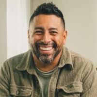 Danny Flores's Instagram, Twitter & Facebook