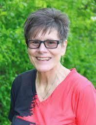 Deb Taylor's Instagram, Twitter & Facebook