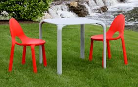 Stilla Outdoor Chairs Tables Http Magnusongroup Com Products Outdoorseating Stilla Html Outdoor Chairs Chair Fiberglass Chair