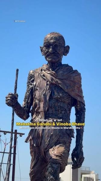 History meets sustainability! ♻️ This incredible statue of Mahatma Gandhi & Vinoba Bhave in Wardha is crafted from automotive waste. A true masterpiece of recycled art! ✨ . (Mahatma Gandhi statue, Vinoba