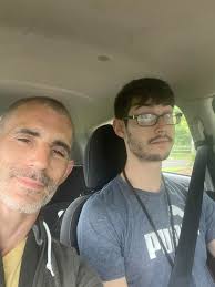 Good morning brothers and sisters a magnificent Monday to everyone .  Richard Kellman and I are screaming happy birthday to Slenda Glenda Yarde 