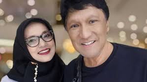 Syahnaz Haque dan Gilang Ramadhan Ungkap Keresahan Ditinggal Ketiga Anak Ke  Luar Negeri