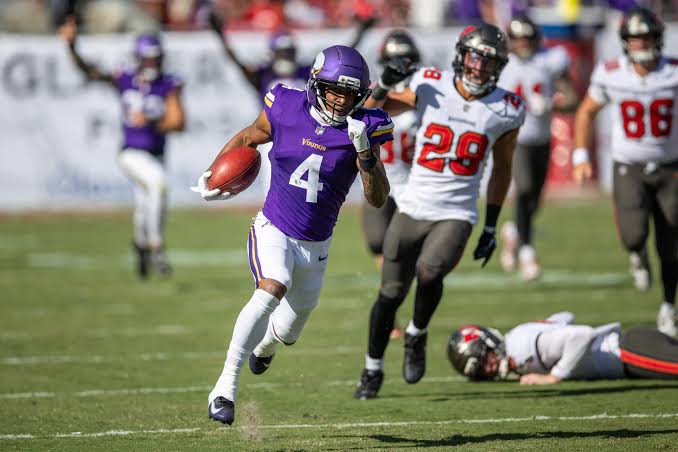 Vikings receiver Myles Price finally returns punt for touchdown