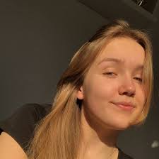 My sister moved into α new apartment about a week ago, and one evening, we  came home to find a a teabag hanging