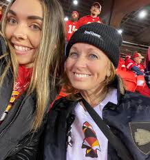 HAPPY MOTHERS DAY TO THE BEST MOMMA EVER❤️🙏🏼 my biggest supporter and  bestie! Thank you for all you do all the time and for always putting  everyone's needs before yours! I could