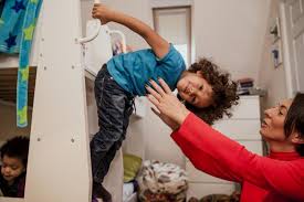 07.06.2018 · our mission is to help parents raise learning loving kids, from seed to stem. Permissive Parenting Lovetoknow