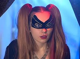 Spider-Babe (digital remastered): Amazon.co.uk: Brown,Erin , Wells,Julian ,  Caine,Darian: DVD & Blu-ray