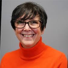 Kelli Everett's Instagram, Twitter & Facebook