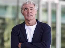 Massimo giletti, qual è stato il momento preciso in cui ha capito che doveva andarsene dalla rai? Massimo Giletti Il Racconto Della Malattia E La Fede Sono Stato A Lourdes 30 Volte
