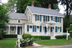 Una casa in stile americano vittoriano con porticato e tetto spiovente. Architettura Vittoriana Wikipedia