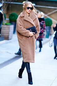 Maybe you would like to learn more about one of these? 5 Looks Tendances Pour Porter Le Manteau En Fausse Fourrure