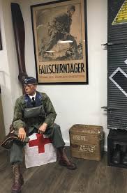 L'objet de la guerre, c'est la paix. Qui Sommes Nous Selles Military Antiques Jean Michel Selles