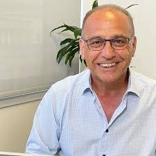 Rocky Shaw's Instagram, Twitter & Facebook