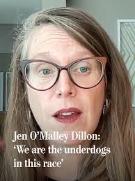 Jen Dillon's Instagram, Twitter & Facebook