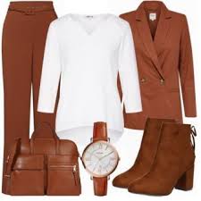 Your stylist handpicks items so. About You Bluse Outfit Business Outfits Bei Frauenoutfits De Modestil Business Outfit Bluse Outfit