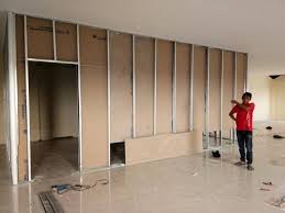 Kami sekatruangan.com akan memberikan produk partisi ruangan dengan kualitas terbaik untuk kantor anda. Harga Pasang Sekat Partisi Gypsum Per Meter Persegi Harga Pasang Spesialist Tukang Pasang Plafon Gypsum Partisi Gypsum List Gypsum Terbaru