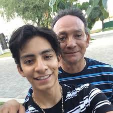 "Todo nace con un sueño y con metas": el papá de Donovan Carrillo revela su  camino hacia Pekín 2022